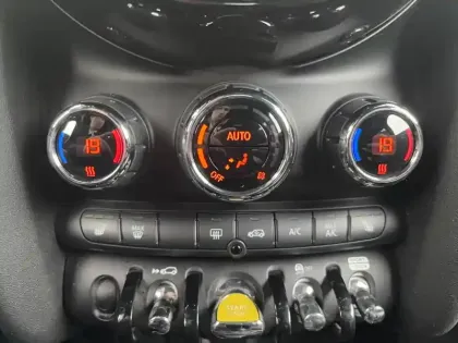 Photo 22 Mini Mini Hatch 3 Portes Cooper SE 184 ch