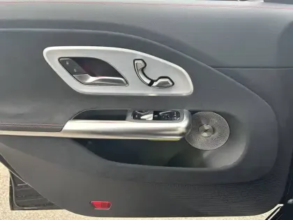 Photo 10 Mercedes CLA  250+ avec technologie EQ