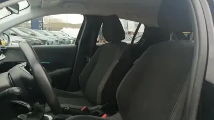 Photo 9 Peugeot 208 Gén. II Ph1 NG Style 5