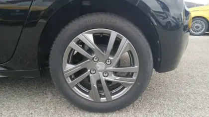 Photo 12 Peugeot 208 Gén. II Ph1 NG Style 5