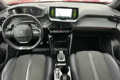 Photo 11 Peugeot 2008  PureTech 130 S&S EAT8