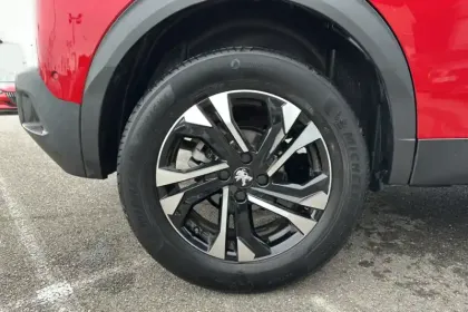 Photo 29 Peugeot 2008  PureTech 130 S&S EAT8