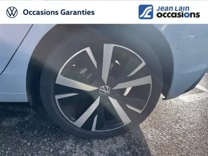 Photo 32 Volkswagen Golf  1.5 eTSI EVO2 116 DSG7