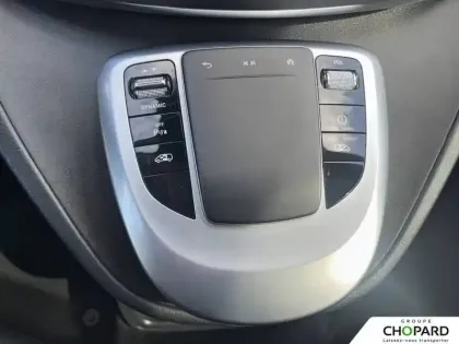 Photo 78 Mercedes Classe V EQV 300 Extra Long 204 ch