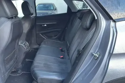 Photo 39 Peugeot 3008  Puretech 130ch S&S BVM6