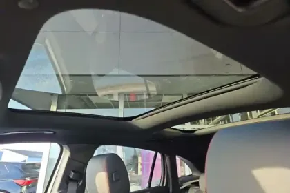 Photo 53 Mercedes GLA  200 d 8G-DCT