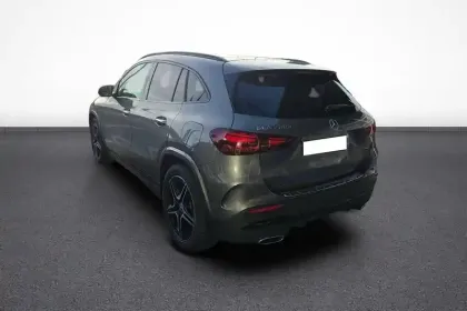 Photo 21 Mercedes GLA  200 d 8G-DCT