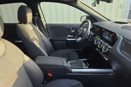 Photo 27 Mercedes GLA  200 d 8G-DCT