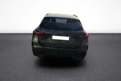 Photo 40 Mercedes GLA  200 d 8G-DCT