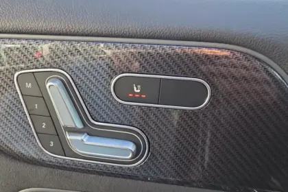 Photo 15 Mercedes GLA  200 d 8G-DCT