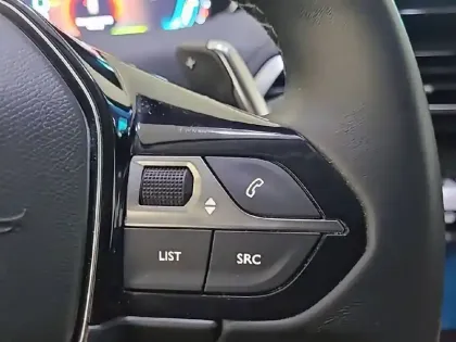 Photo 29 Peugeot 3008  Hybrid 225 e-EAT8