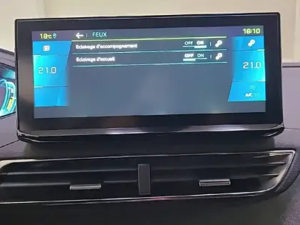 Photo 22 Peugeot 3008  Hybrid 225 e-EAT8