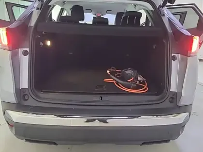 Photo 5 Peugeot 3008  Hybrid 225 e-EAT8