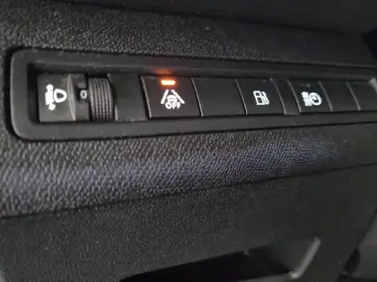 Photo 30 Peugeot 3008  Hybrid 225 e-EAT8