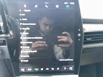 Photo 39 Renault Megane  E-Tech EV60 220 ch optimum charge