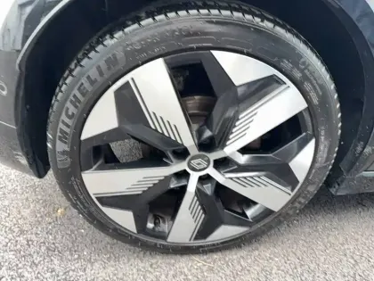 Photo 13 Renault Megane  E-Tech EV60 220 ch optimum charge