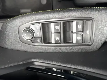 Photo 52 Renault Megane  E-Tech EV60 220 ch optimum charge