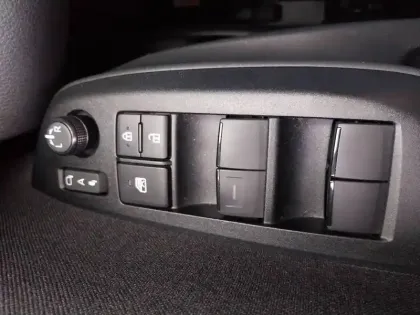 Photo 19 Toyota Yaris  Cross Hybride 130h 2WD