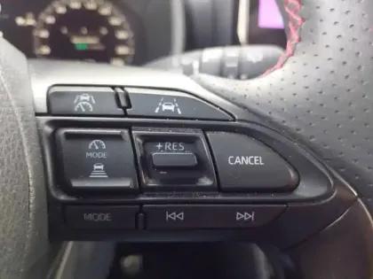 Photo 8 Toyota Yaris  Cross Hybride 130h 2WD