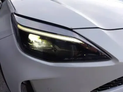 Photo 33 Toyota Yaris  Cross Hybride 130h 2WD