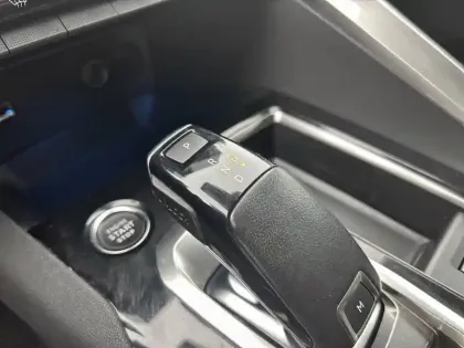 Photo 13 Peugeot 3008  BlueHDi 130ch S&S EAT8