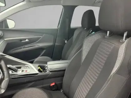 Photo 10 Peugeot 3008  BlueHDi 130ch S&S EAT8