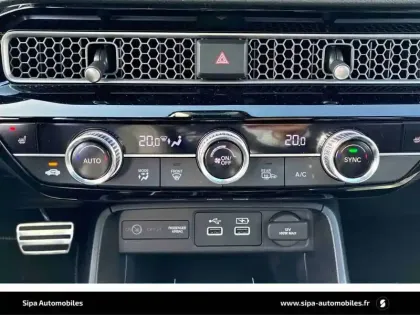 Photo 16 Honda Civic Gén. XI Ph1 Sport 5