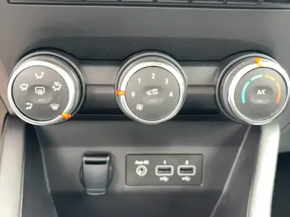 Photo 32 Renault Clio  TCe 90