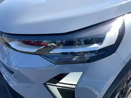 Photo 19 Renault Captur  E-Tech full hybrid 145 ch