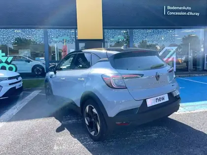 Photo 22 Renault Captur  E-Tech full hybrid 145 ch