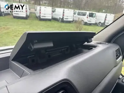 Photo 25 Renault Master  FGN TRAC F3500 L3H3 BLUE DCI 135