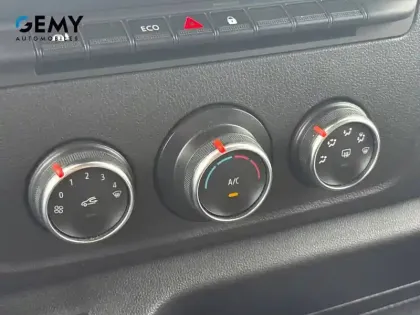 Photo 20 Renault Master  FGN TRAC F3500 L3H3 BLUE DCI 135