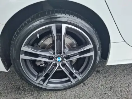 Photo 19 BMW Serie 1 120d xDrive 190 ch BVA8