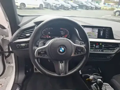 Photo 5 BMW Serie 1 120d xDrive 190 ch BVA8