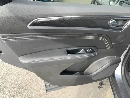 Photo 86 Renault Arkana  E-Tech hybride 145 - 22