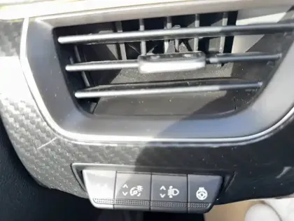 Photo 49 Renault Arkana  E-Tech hybride 145 - 22