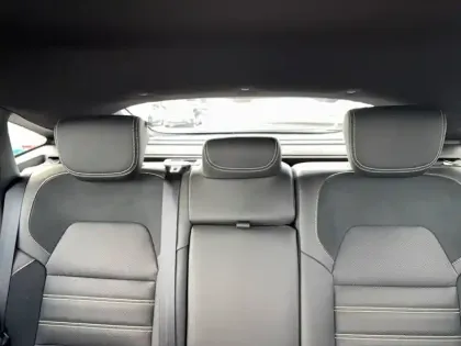 Photo 123 Renault Arkana  E-Tech hybride 145 - 22