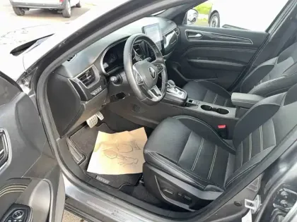 Photo 71 Renault Arkana  E-Tech hybride 145 - 22