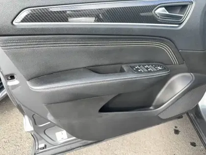 Photo 91 Renault Arkana  E-Tech hybride 145 - 22