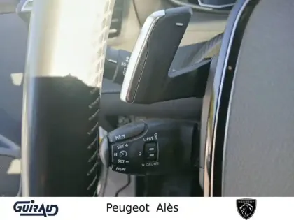 Photo 61 Peugeot 2008  BlueHDi 130 S&S EAT8