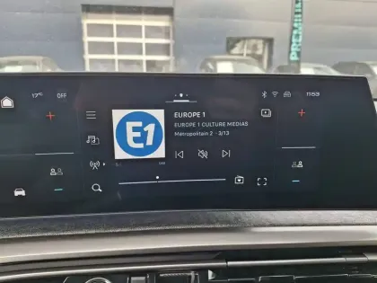 Photo 27 Peugeot 3008  Hybrid 136 e-DCS6