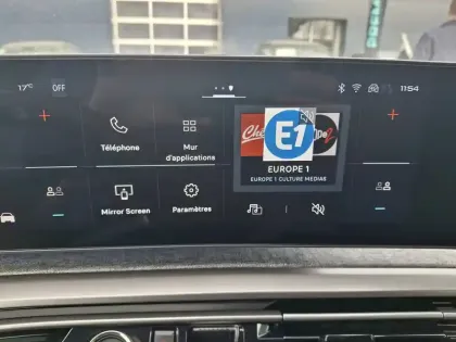 Photo 86 Peugeot 3008  Hybrid 136 e-DCS6