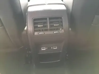 Photo 12 Peugeot 308  PureTech 130ch S&S BVM6