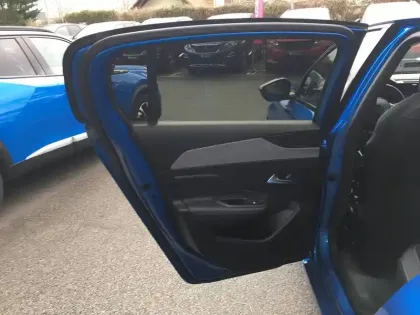 Photo 11 Peugeot 308  PureTech 130ch S&S BVM6