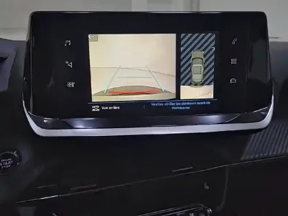 Photo 74 Peugeot 2008  PureTech 130 S&S BVM6