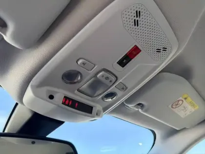 Photo 22 Peugeot 2008  PureTech 130 S&S BVM6