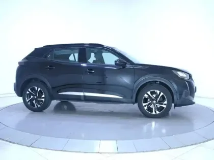 Photo 90 Peugeot 2008  PureTech 130 S&S BVM6