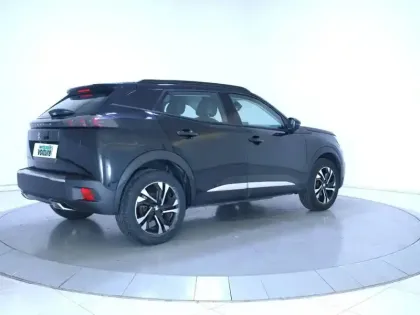 Photo 91 Peugeot 2008  PureTech 130 S&S BVM6