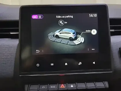 Photo 54 Renault Clio  E-Tech full hybrid 145