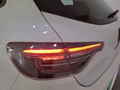 Photo 48 Renault Clio  E-Tech full hybrid 145